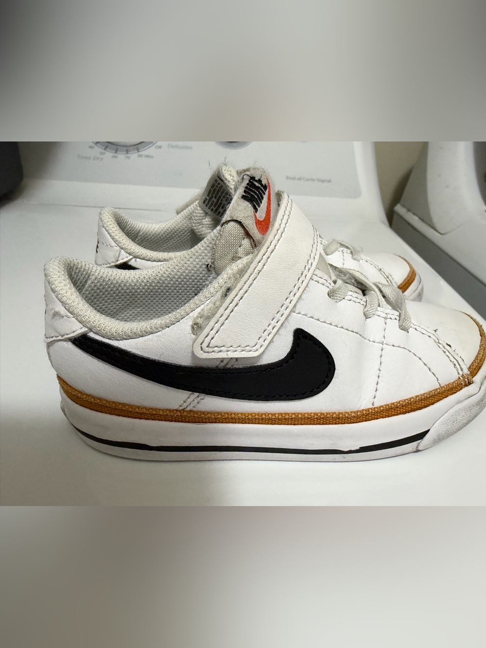 Nike court legacy Kids White Leather Sneakers with Black Swoosh and tan Trim